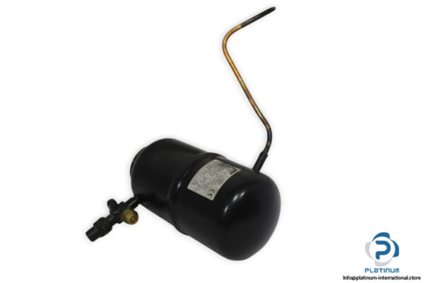 frigomec-RV-130X265-liquid-receiver-(used)-1