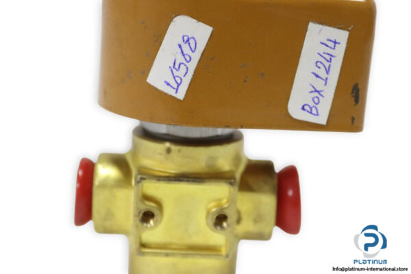 Lucifer-133123-solenoid-valve-with-coil(used)-2