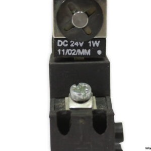 Crouzet-81513200-miniature-control-valve(used)-1