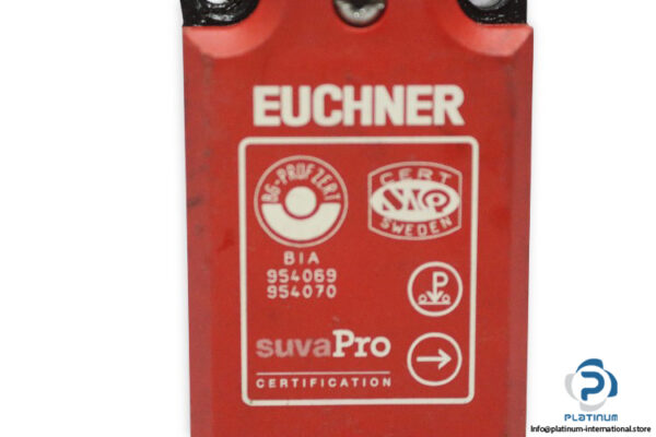 euchner-tp3-4121ao24sr11-safety-switch(used)-2