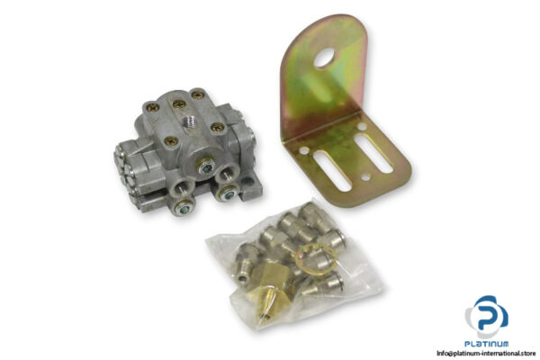 a.w-chesterton-981079-remote-install-lubrication-kit-(new)-(carton)-2