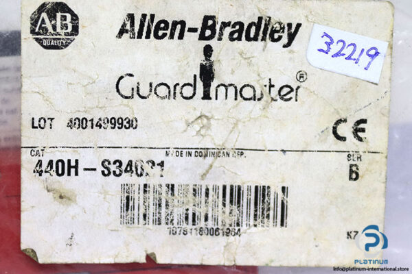 allen-bradley-440h-s34021-b-hinge-interlock-switch(new)-2