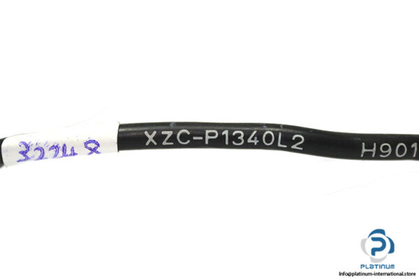 telemecanique-xzc-p1340l-sensor-cable(used)-3