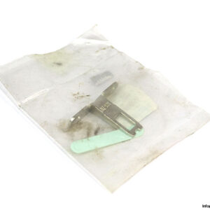 telemecanique-xcsz12-actuator-with-wide-fixing(new)