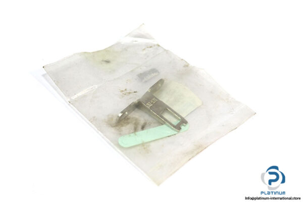 telemecanique-xcsz12-actuator-with-wide-fixing(new)