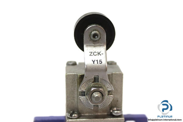 telemecanique-zckm1-roller-limit-switch(new)-2