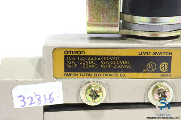 omron-ze-na2-2g-roller-limit-switch(used)-1