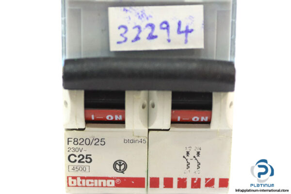 bticino-f820-25-circuit-breaker(used)-1