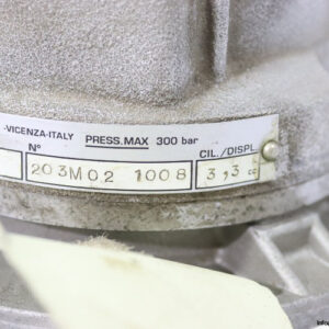 var-spe-M02_11-hydraulic-motor-(new)-2