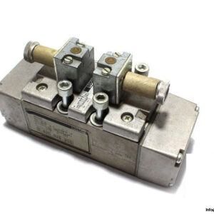 bosch-0-820-026-955-double-solenoid-valve