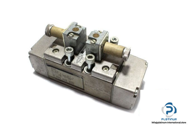 bosch-0-820-026-955-double-solenoid-valve