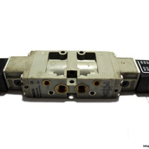 bosch-0-820-022-602-double-solenoid-valve-2