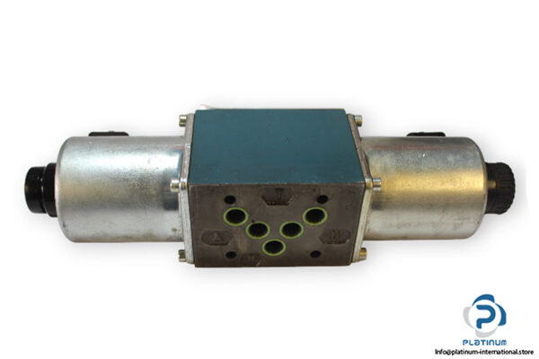 bosch-0-810-001-005-directional-control-valve-3