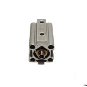 bosch-0-822-010-211-compact-cylinder-2