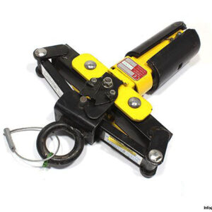 manuvit-manutention-9300000171-coil-lifter-1