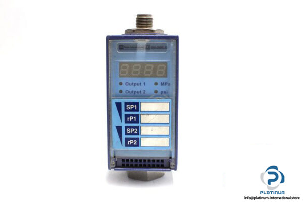 telemecanque-xml-f100d3035-sensor-switch-3