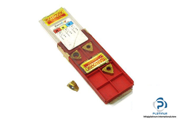 Sandvik-R166.OG-16MM01-200-insert-for-thread-turning