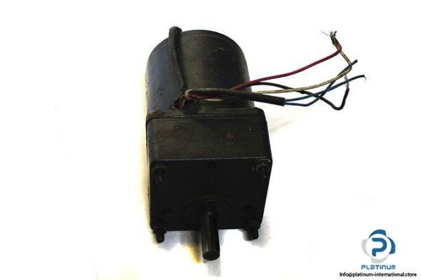 oriental-motor-usm315-402w-speed-control-motor-1