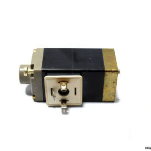 burkert-0313-0-2-0-nbr-ms-flnsch-pn0-10bar-single-solenoid-valve-3