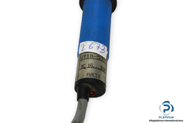 sick-vt18-532-photoelectric-sensor-used-1
