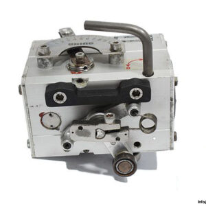 uhing-rg3-20-2mcrf-rolling-ring-drive-2