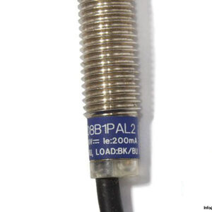 telemecanique-xs508b1pal2-inductive-sensor-2