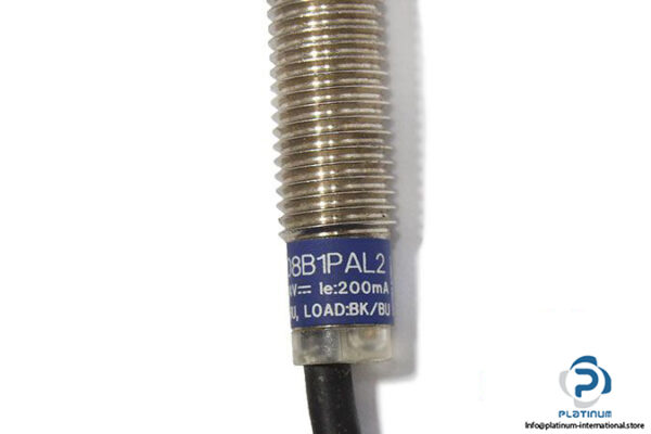 telemecanique-xs508b1pal2-inductive-sensor-2
