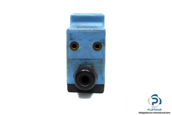 sick-wl30-03-photoelectric-reflex-sensor-3