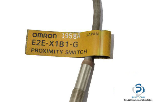 omron-e2e-x1b1-g-miniature-cylindrical-proximity-sensor-2