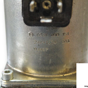 bosch-0-810-001-005-directional-control-valve-2