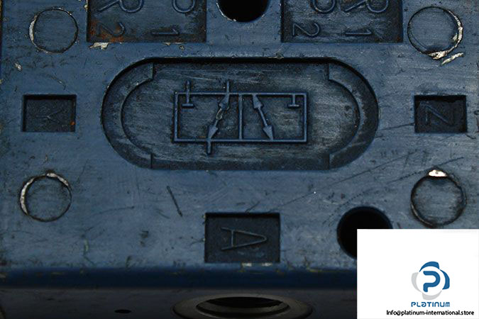 wabco-5710020100-air-pilot-valve-3