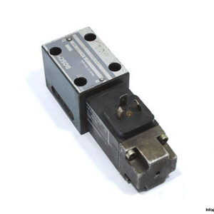 Bosch-0-810-090-240-solenoid-operated-directional-valve
