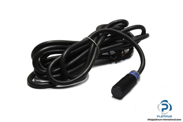 telemecanique-XS4P12NA340-inductive-sensor