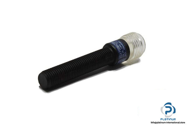 telemecanique-XS4P08MA230K-inductive-sensor