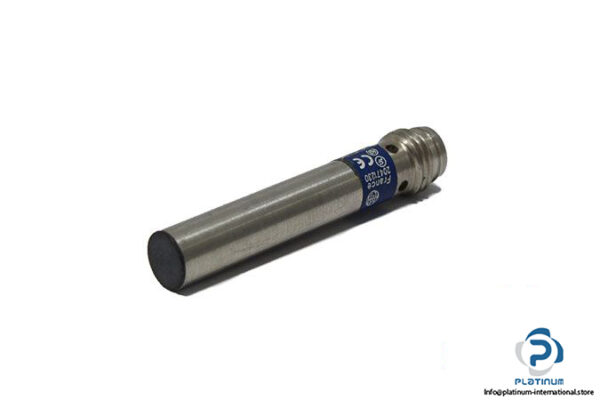 telemecanique-XS506B1PBM8-inductive-sensor
