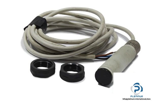 diell-MV6_A0-0A-m18-multivoltage-photoelectric-sensor