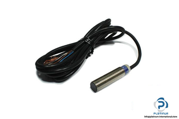 telemecanique-XS1M12KP340-inductive-sensor