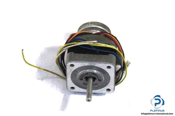 sanyo-denki-xs-546-030-stepping-motor-1