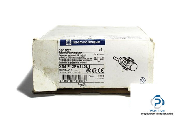 telemecanique-xs4p12pa340l1-inductive-sensor-1