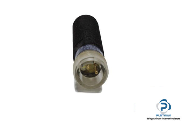 telemecanique-xs4p12ma230k-inductive-sensor-1