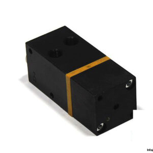 waircom-ukca8_u-air-pilot-valve-1