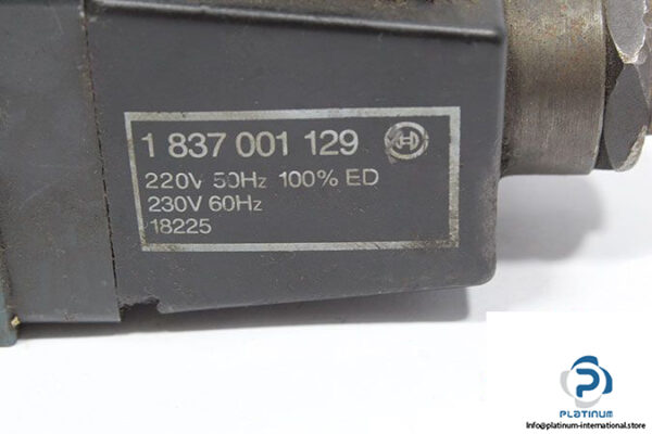 bosch-0-810-091-084-solenoid-operated-directional-valve-2
