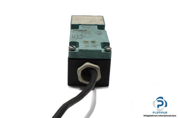 siemens-3rg4031-6ad00-inductive-proximity-sensor-2