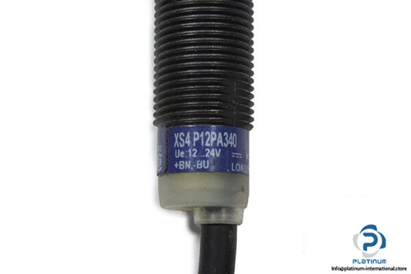 telemecanique-xs4p12pa340-inductive-sensor-2