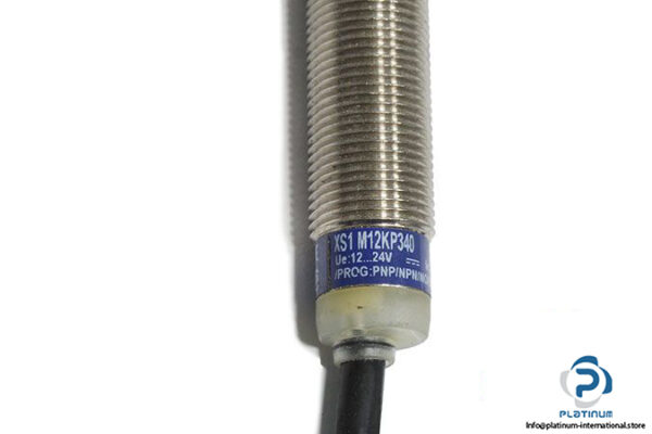 telemecanique-xs1m12kp340-inductive-sensor-2