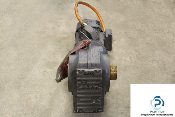 sew-kh87_t-drl132s4be11hr_tf_as7w-helical-bevel-gearmotor-1