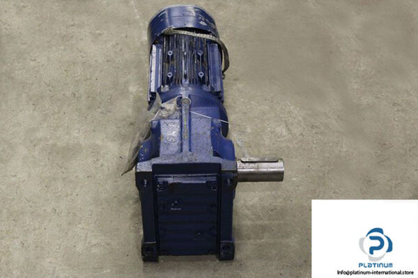 sew-k77-drl100l4be5hr_is_tf_es7s-helical-bevel-gearmotor-1