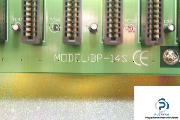 ipo-x06-05525-computer-kase-4