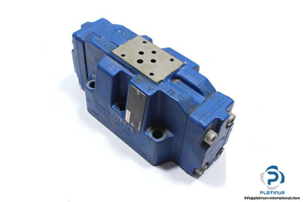 Rexroth-R900923971-pilot-operated-directional-valve