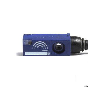telemecanique-xs7j1a1pbl01m8-inductive-sensor-1